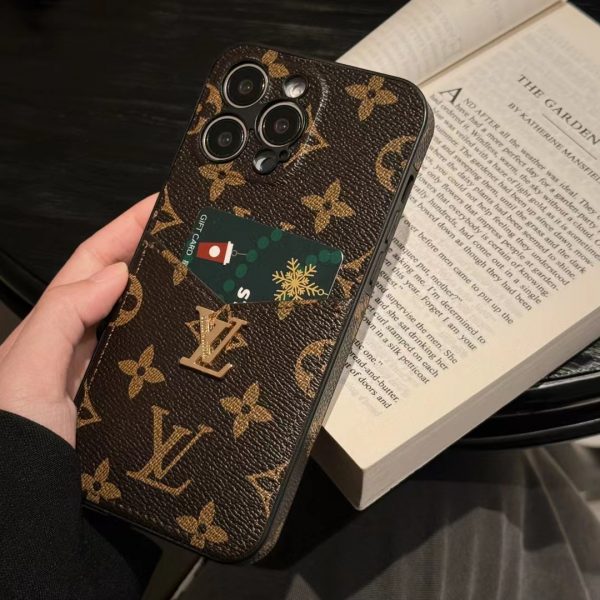 Luxurious iconic LV monogram phone case with card holder